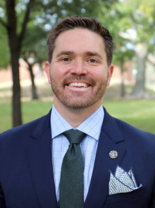 Headshot of Mayor DC Reeves.