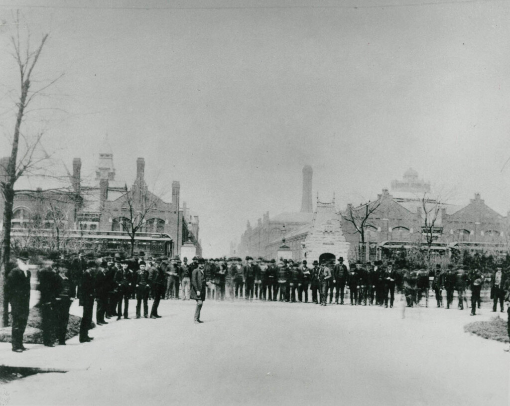 Black and White photo showing Striking workers at Pullman Factory in 1894