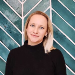 Headshot of Katarina Richter-Lunn