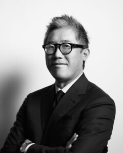 Black and white headshot of Mark Lee