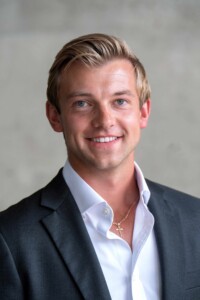 headshot of Gordon Cooke