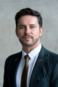headshot of Juan Sebastian Castaneda