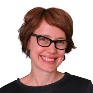Leanne Brady Headshot
