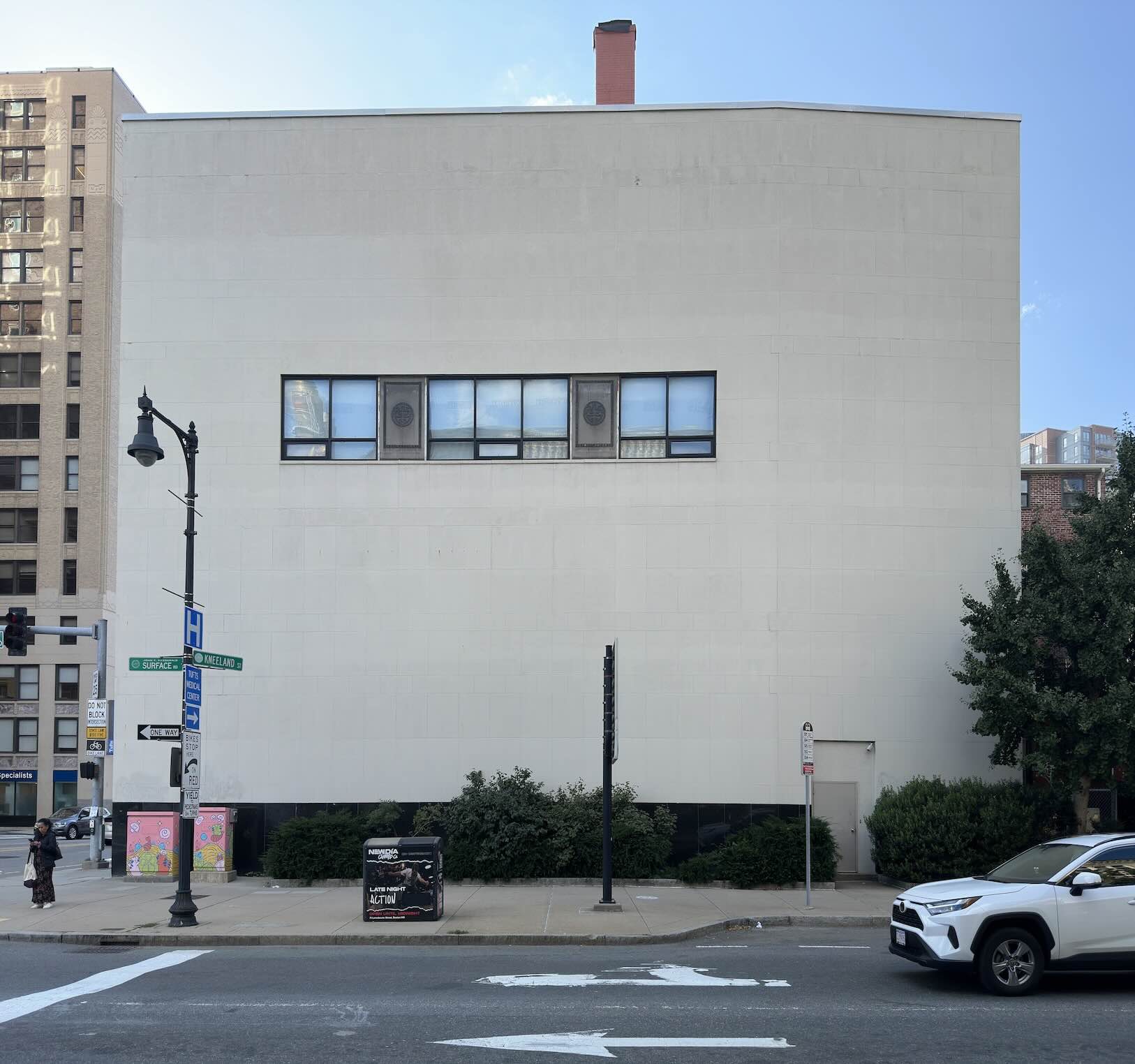 rear of Chinatown building