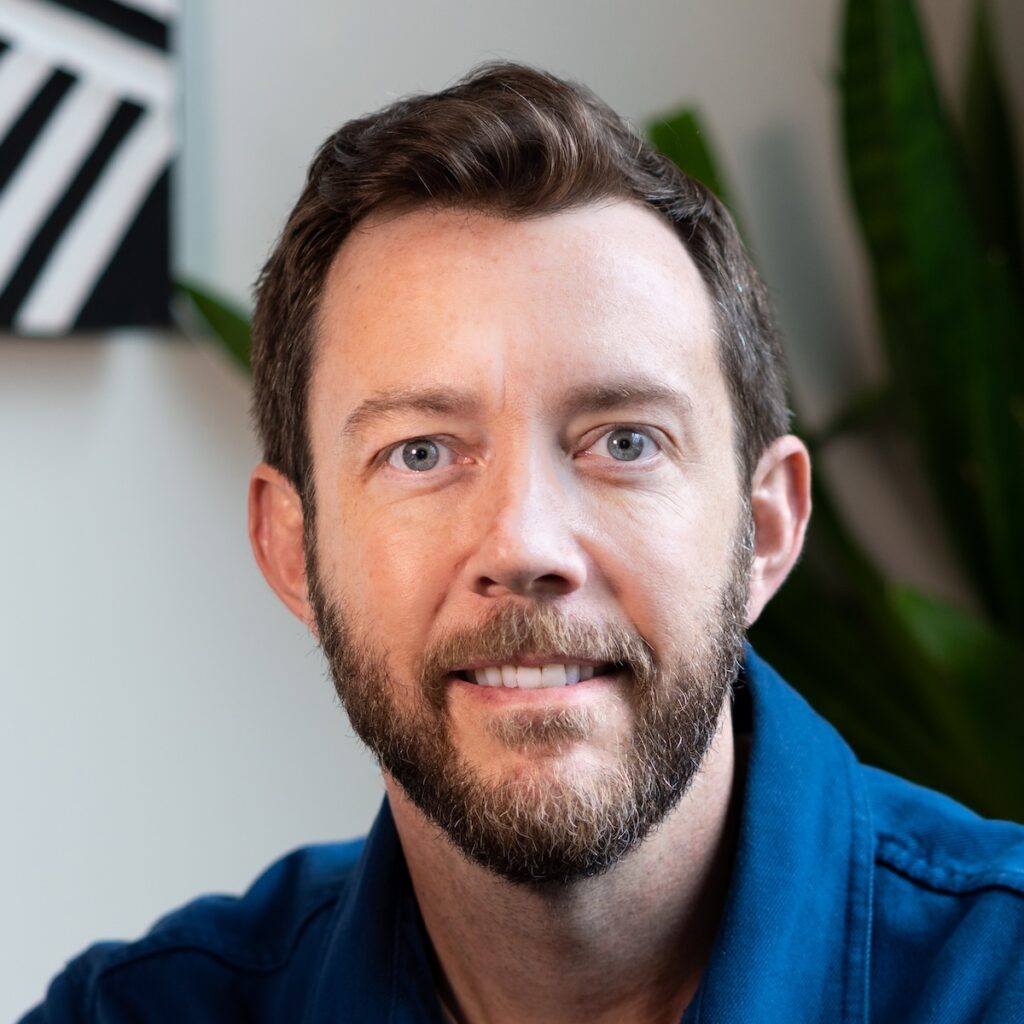 Headshot of Alan Ricks.