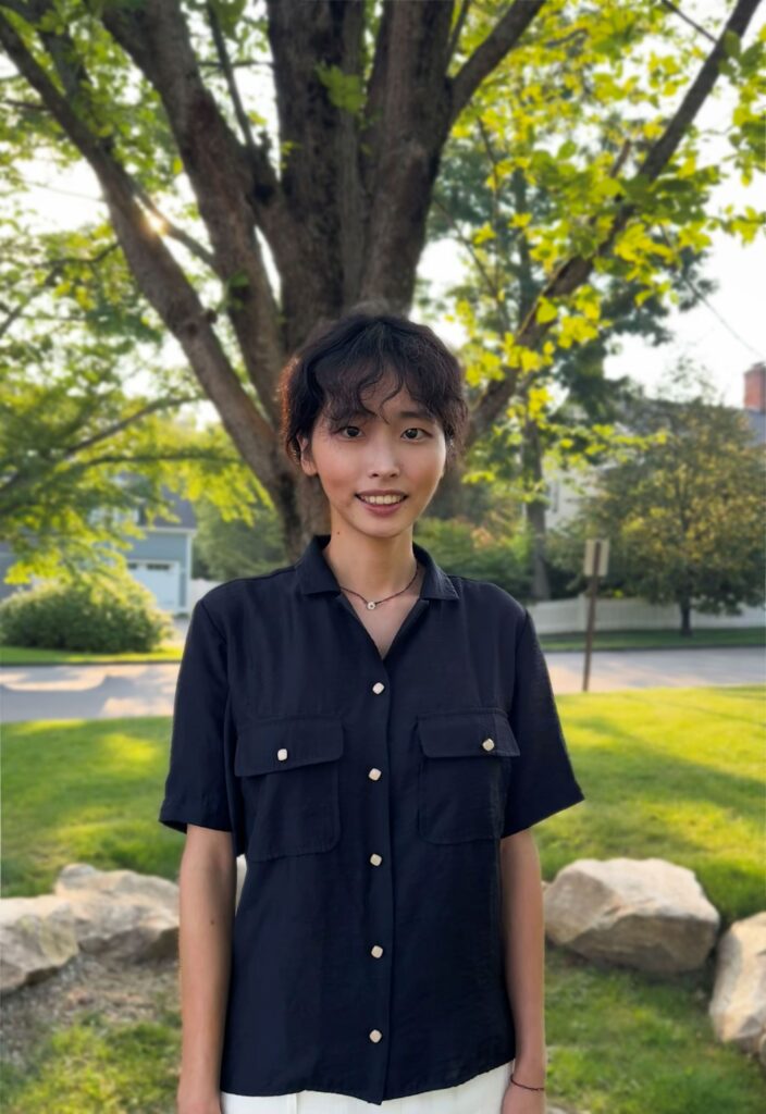 portrait of Reina Mun