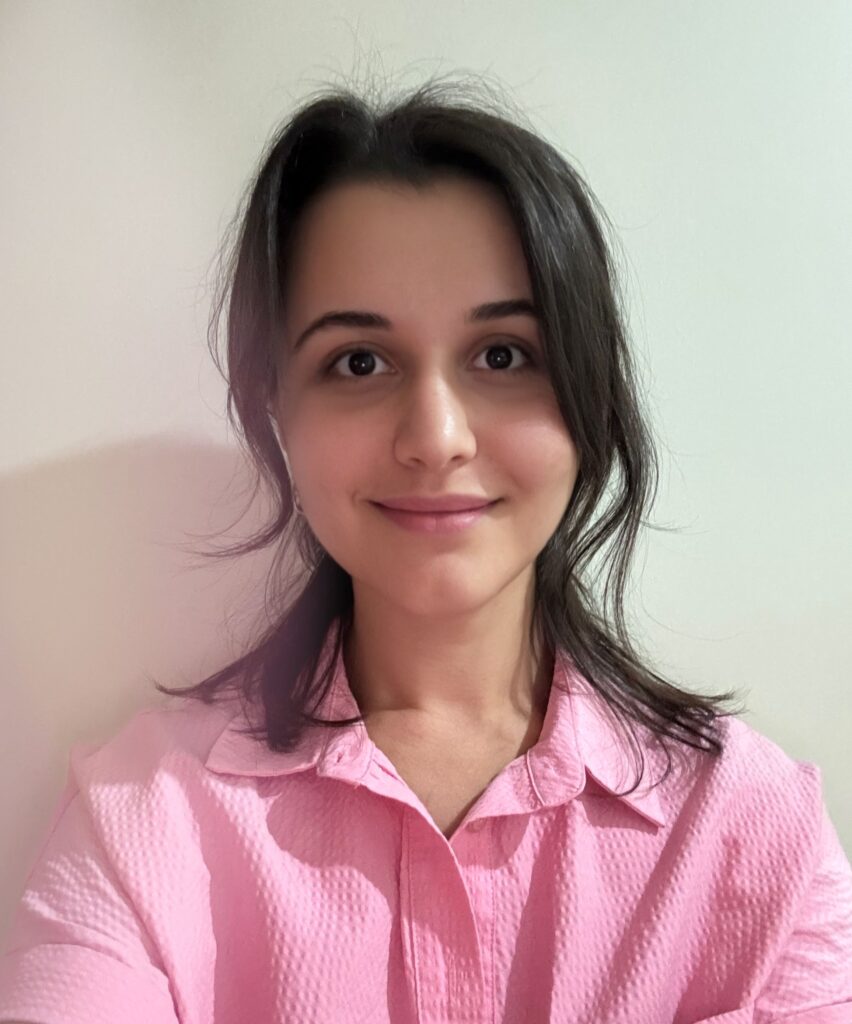 portrait of Basak Siklar