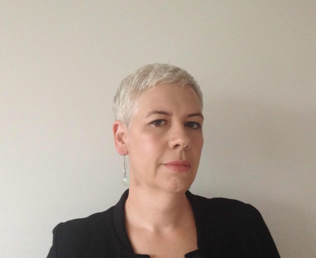 Jillian Wallis Headshot