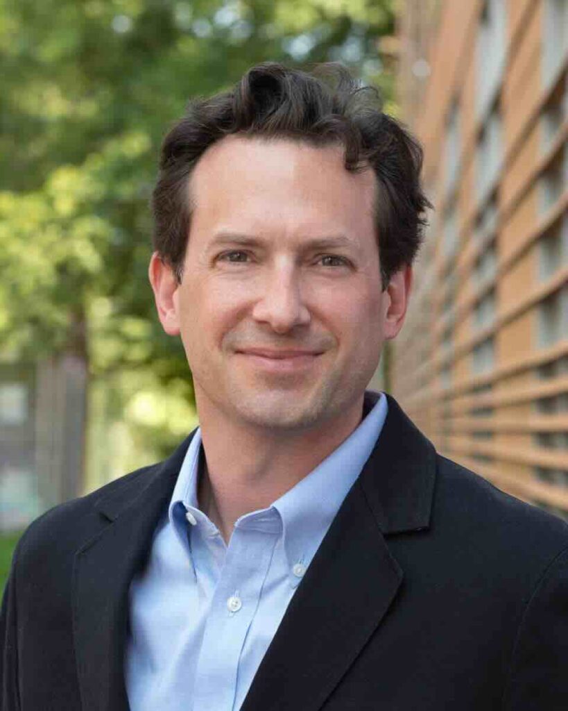 Headshot of Nicholas Harkness