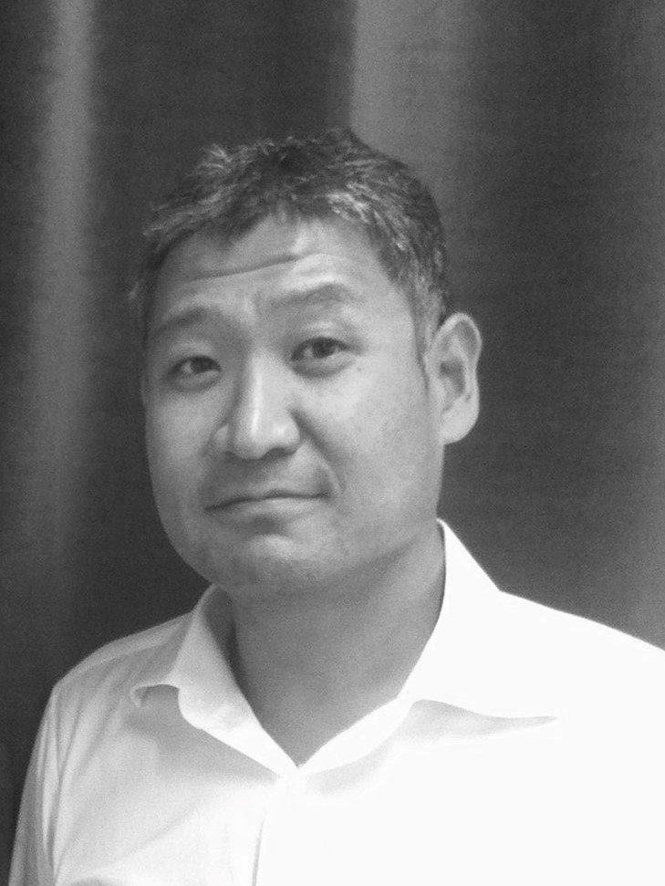 Yoonjin Park Headshot black and white