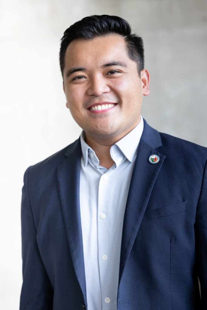 Headshot of Felix Tubiera